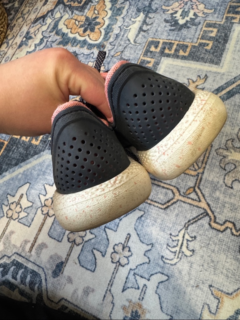 Crocs LiteRide Women's Sneakers Size 8 - Picture 3 of 7